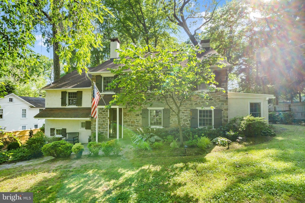 416 Radnor Rd, Wayne, PA 19087 - photo 1