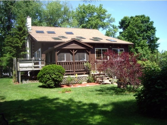 9 Kings Ct, Essex Junction, VT 05452 - photo 1