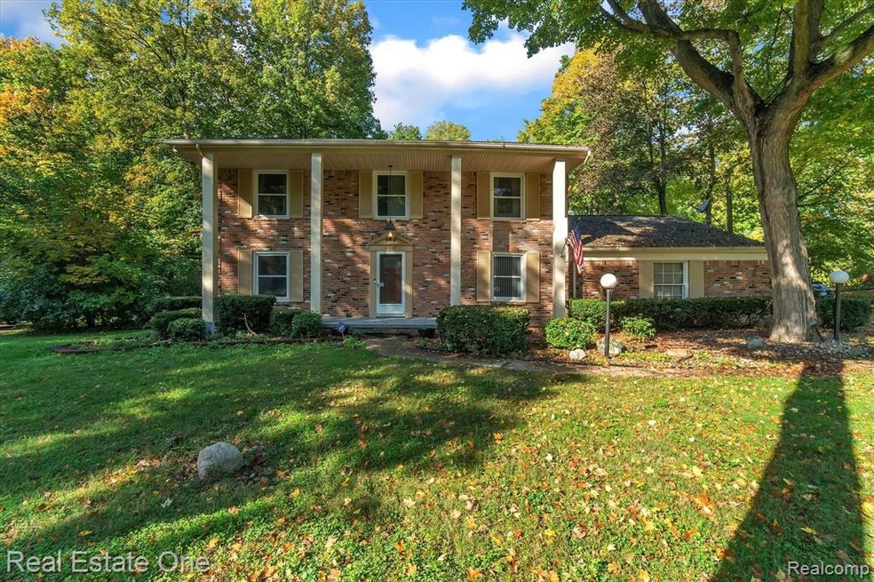 03-6038 Wellesley DR.-windowstill-realestate-photo