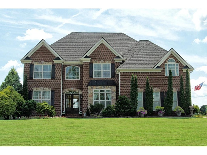 337 Durham Dr, Hoschton, GA 30548 - photo 1