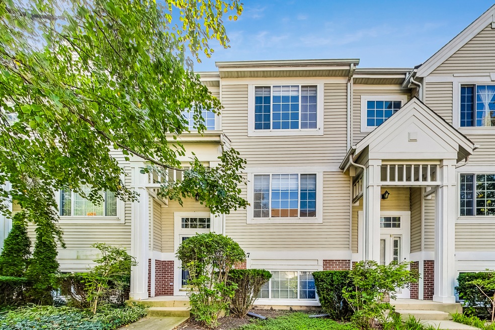 9387 Harrison St unit 471493, Des Plaines, IL 60016 - photo 1