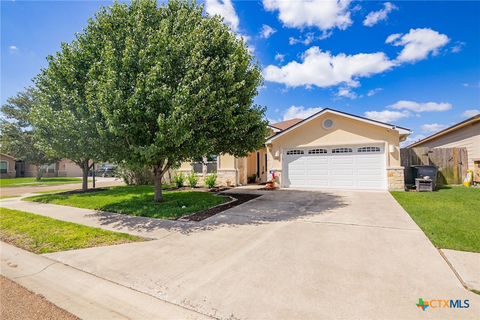 Pending $319,900