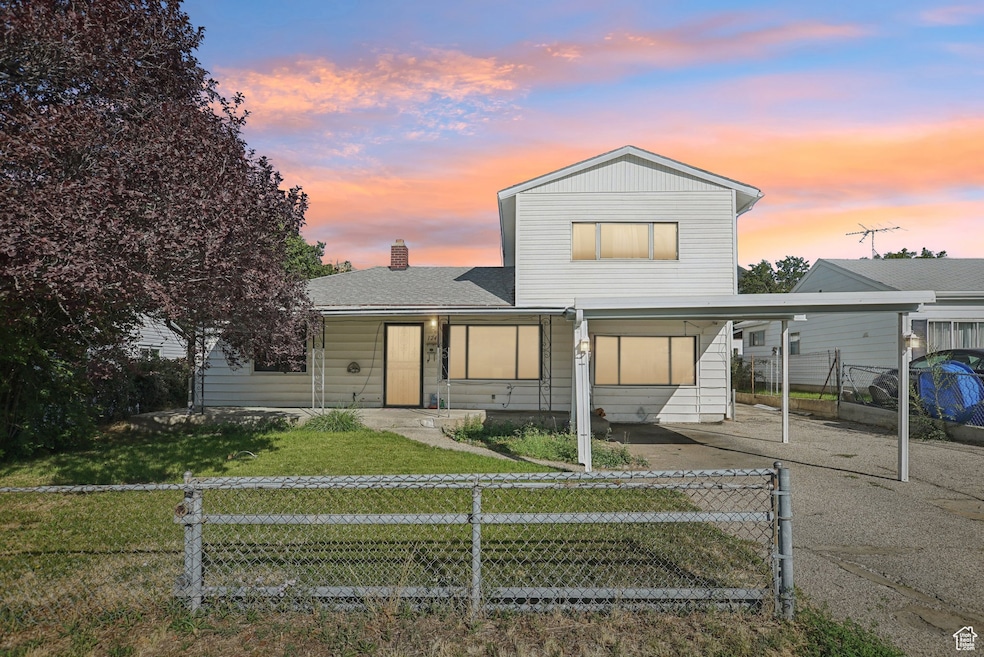 124 N 1st St, Tooele, UT 84074 - photo 1