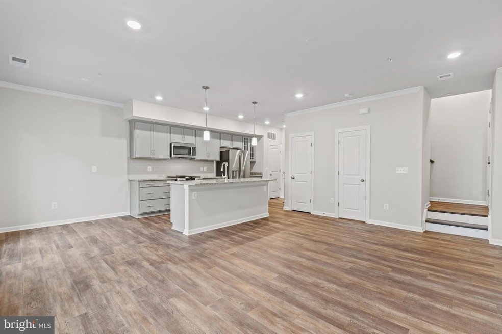 2400 Stella Place unit 7, Alexandria, VA 22303 - photo 1