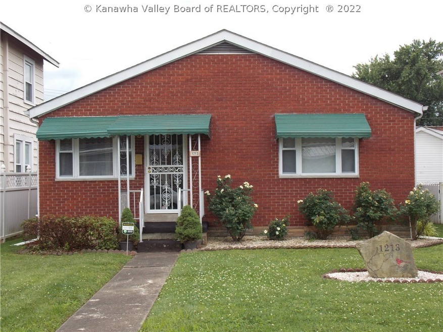 1213 W Virginia Ave, Dunbar, WV 25064 - photo 1