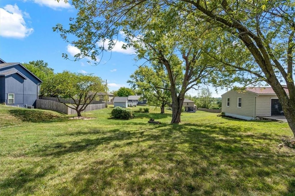 3505 NE 85th St, Kansas City, MO 64156 - photo 1