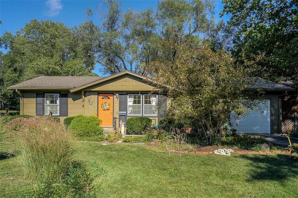 12014 W 69th St, Shawnee, KS 66216 - photo 1