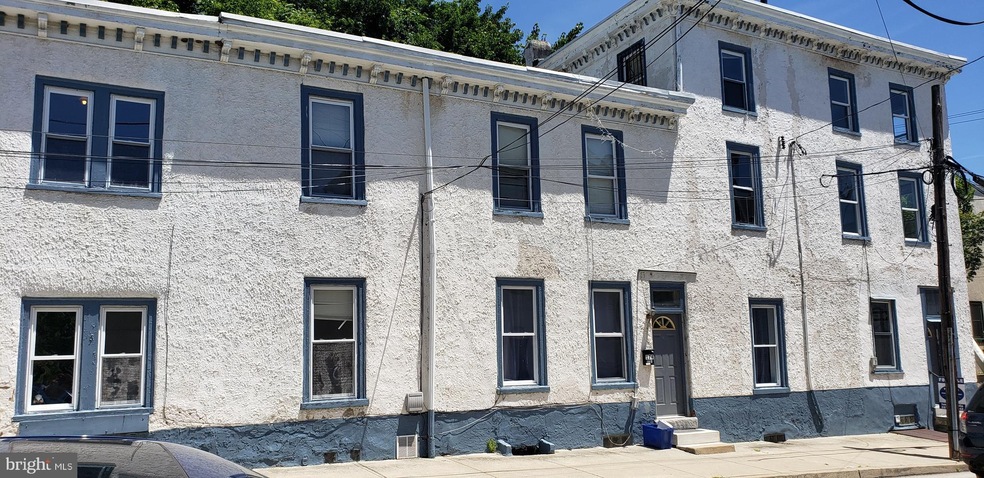 174 Grape St, Philadelphia, PA 19127 - photo 1
