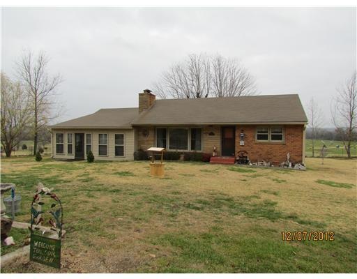 720 Stokenbury Rd, Elkins, AR 72727 - photo 1