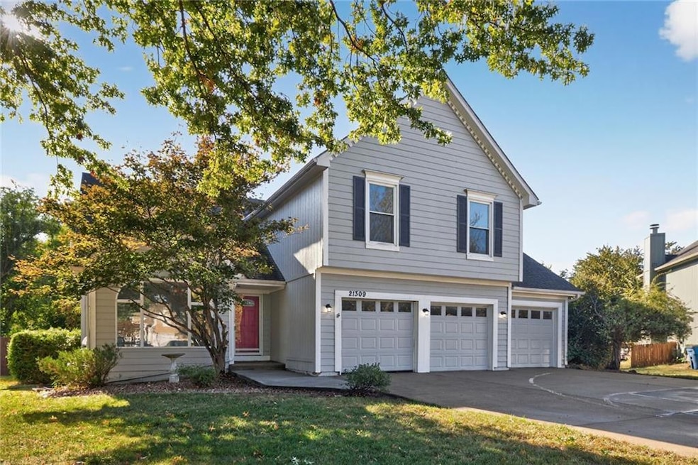 21309 W 56th St, Shawnee, KS 66218 - photo 1