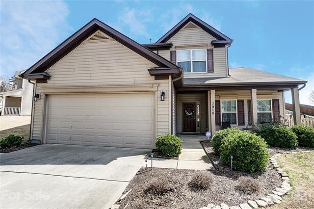 Fantastic curb appeal!