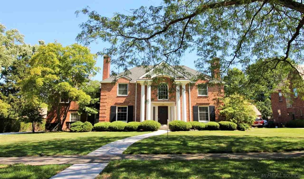 1006 Buckingham Rd, Grosse Pointe Park, MI 48230 - photo 1