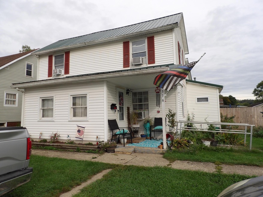 314 N Orchard St, Logan, OH 43138 - photo 1
