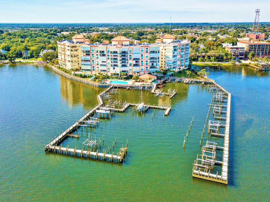104 Riverside Dr #404-1