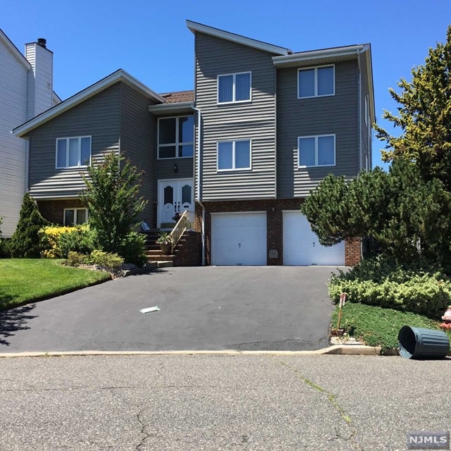 5 Jarico Dr unit 1st Floor, Wallington, NJ 07057 - photo 1