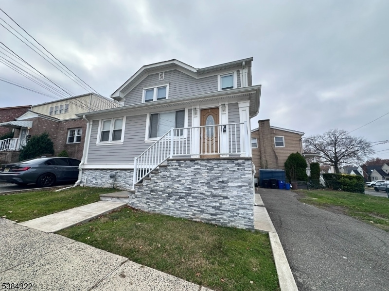 109 Arlington Blvd unit 1, North Arlington, NJ 07031 - photo 1