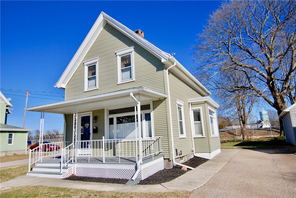 3 Vose St, Westerly, RI 02891 - photo 1