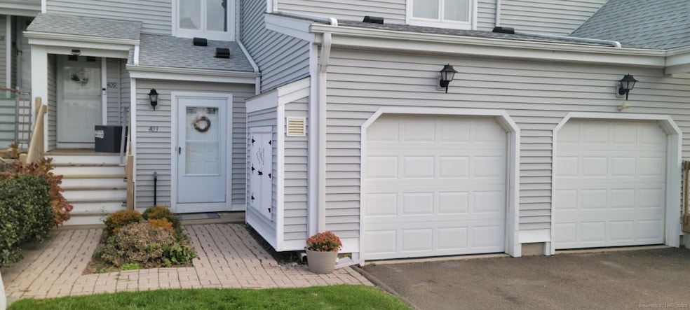 560 Silver Sands Rd unit 403, East Haven, CT 06512 - photo 1