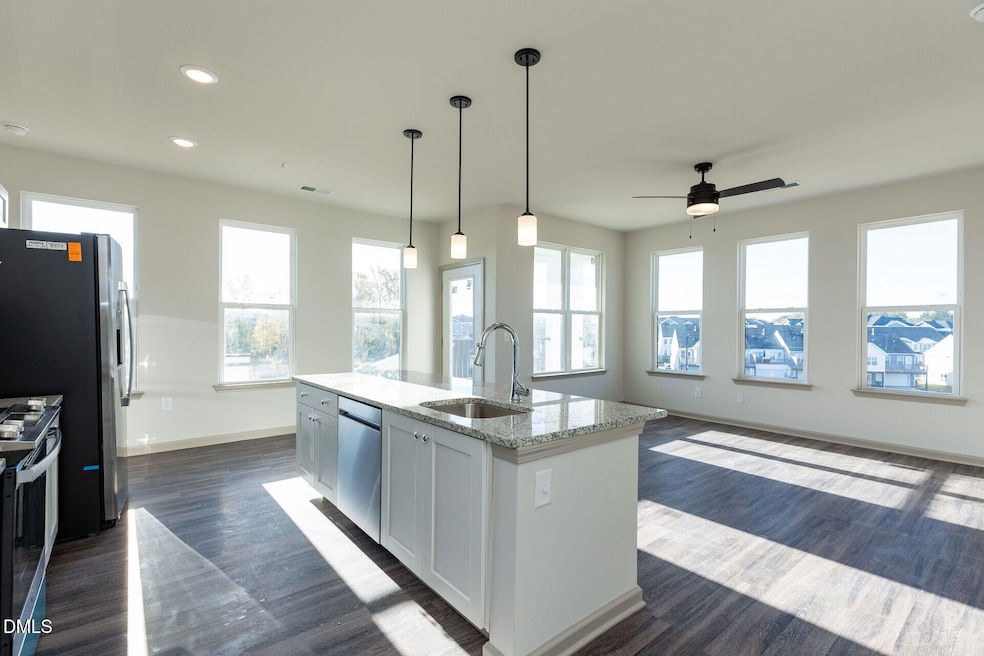 2400 Gathering Square Ct, Fuquay-Varina, NC 27526 - photo 1