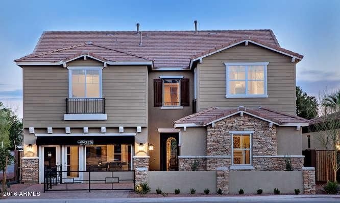 2915 E Madison Vistas Drive
