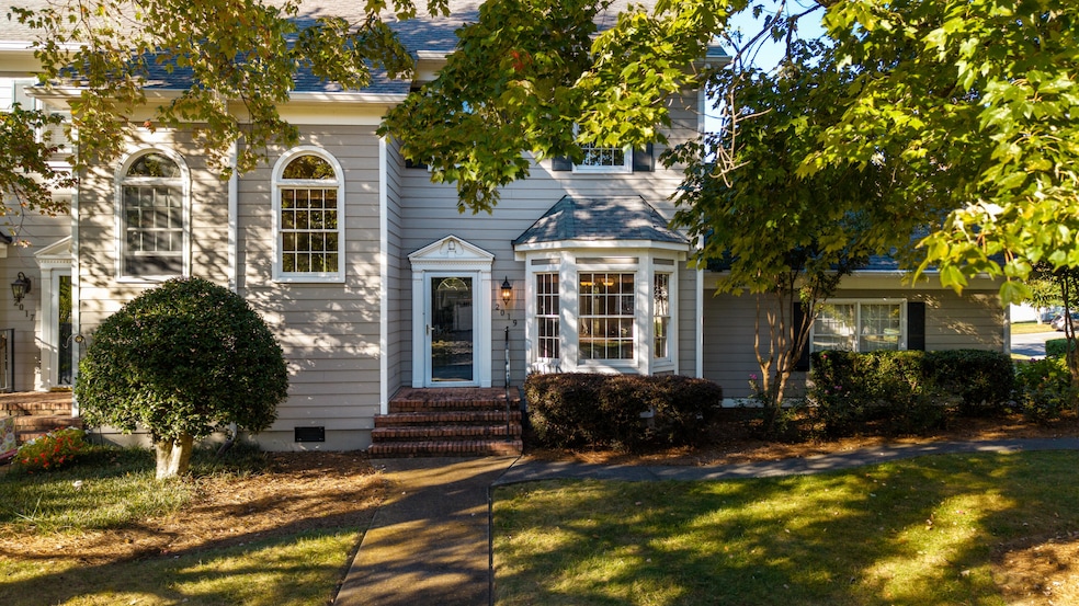 2019 Clearfield Ln unit 58N2, Chattanooga, TN 37405 - photo 1