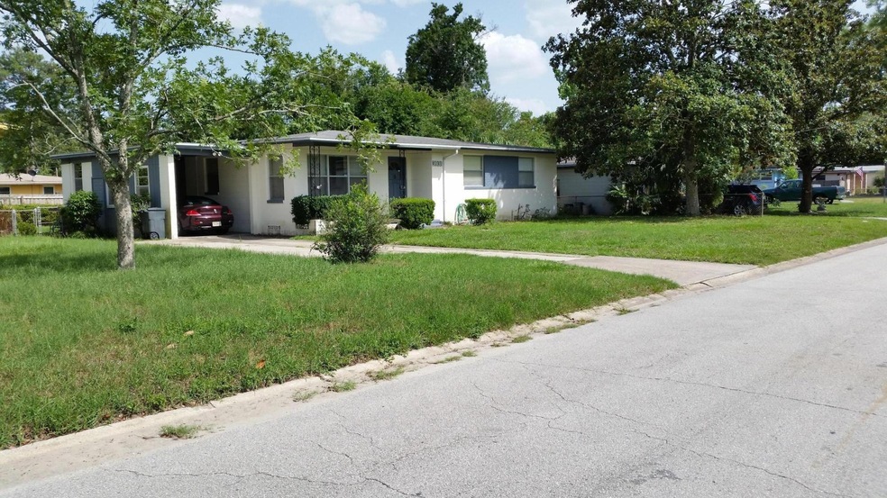 3939 Tyndale Dr, Jacksonville, FL 32210 - photo 1