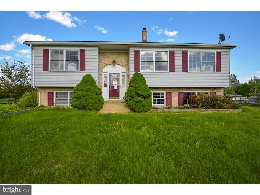 109 Michael Ln, Bear, DE 19701 - photo 1