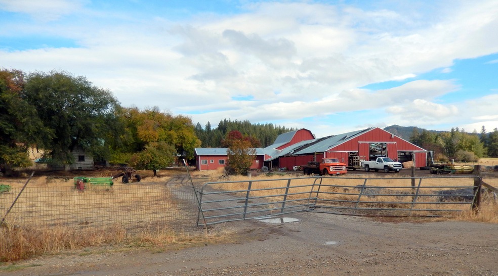 2651 Arrington Rd, Chewelah, WA 99109 - photo 1