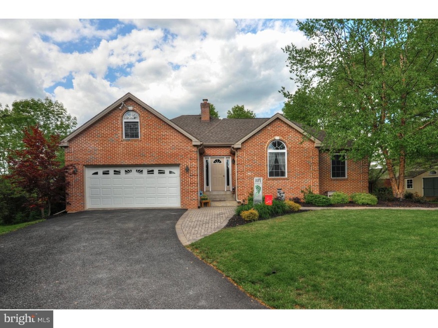 2263 E Buck Rd, Pennsburg, PA 18073 - photo 1