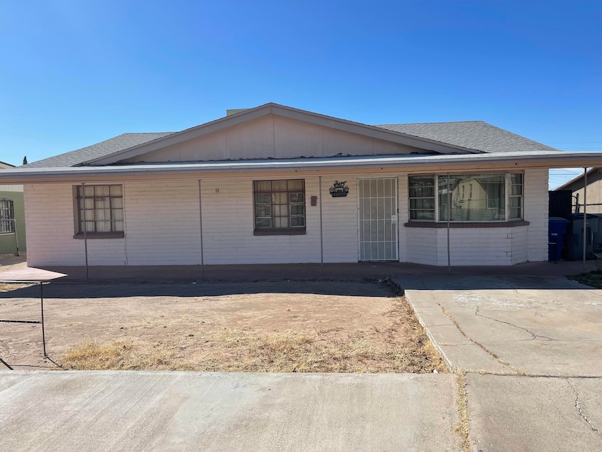 7618 Hacienda Ave, El Paso, TX 79915 - photo 1