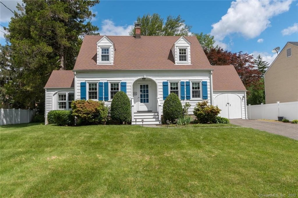 331 Flax Hill Rd, Norwalk, CT 06854 - photo 1