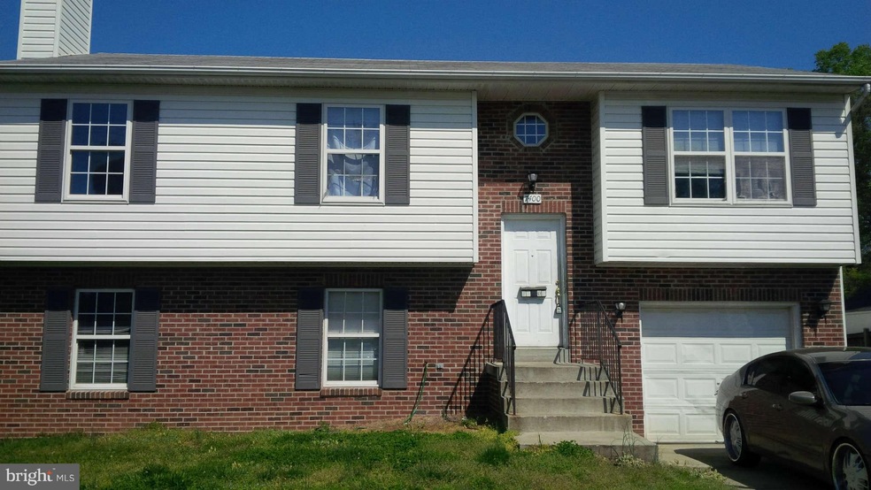 7400 Willow Hill Dr, Hyattsville, MD 20785 - photo 1