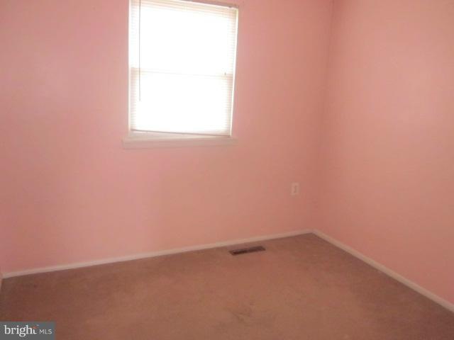 6513 Dolphin Ct, Glen Burnie, MD 21061 - photo 1