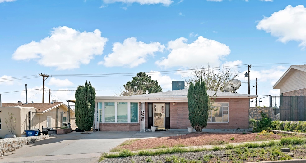 2820 Mountain Ave, El Paso, TX 79930 - photo 1