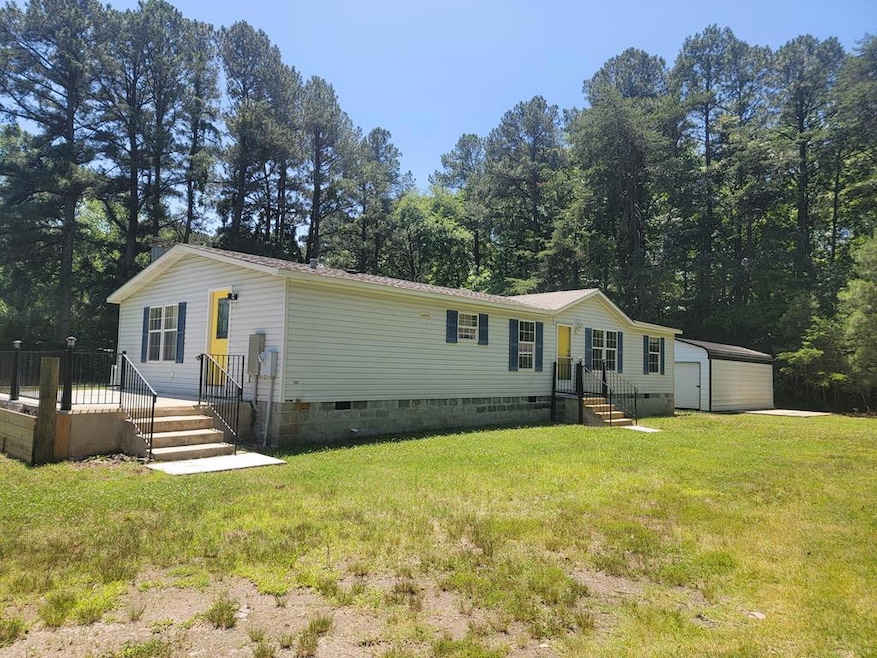 159 Dirt Bridge Rd, Topping, VA 23169 - photo 1