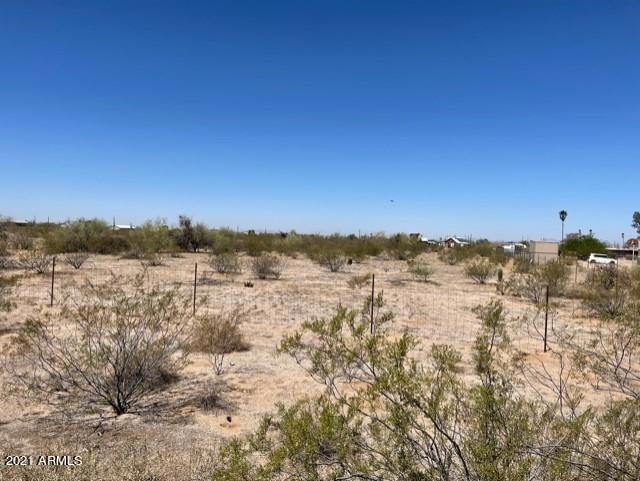 5 Desert Acres