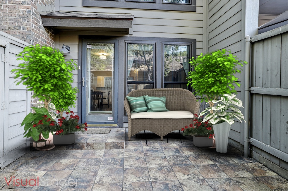 9910 Royal Ln unit 208, Dallas, TX 75231 - photo 1