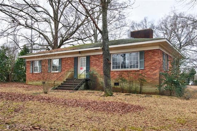 321 N Center St, Statesville, NC 28677 - photo 1