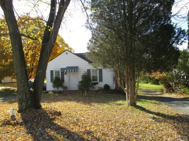 6075 Sullivan Trail, Nazareth, PA 18064 - photo 1