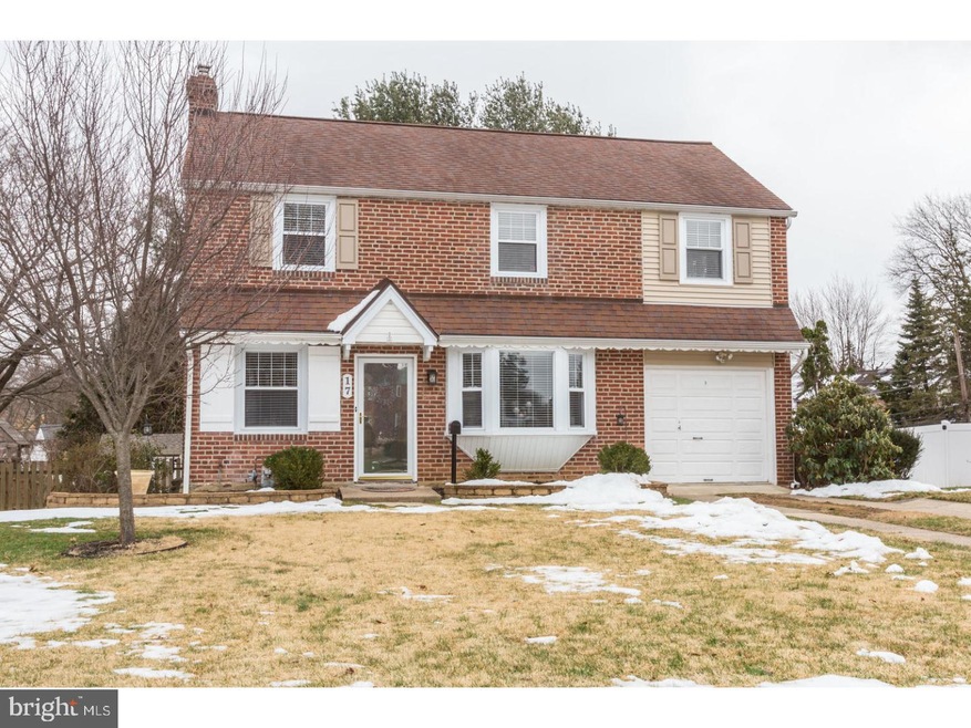 17 Strathaven Dr, Broomall, PA 19008 - photo 1