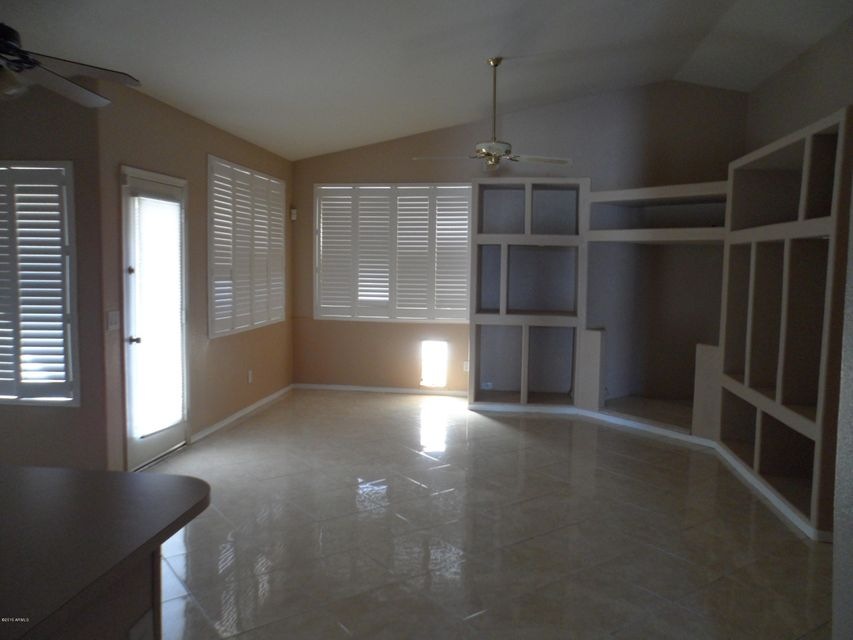 FAMILY ROOM W/ TILE, EXIT TO PATIO