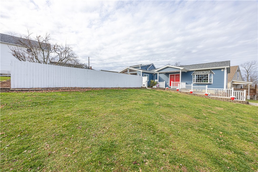 13 Trader St, Uniontown, PA 15401 - photo 1