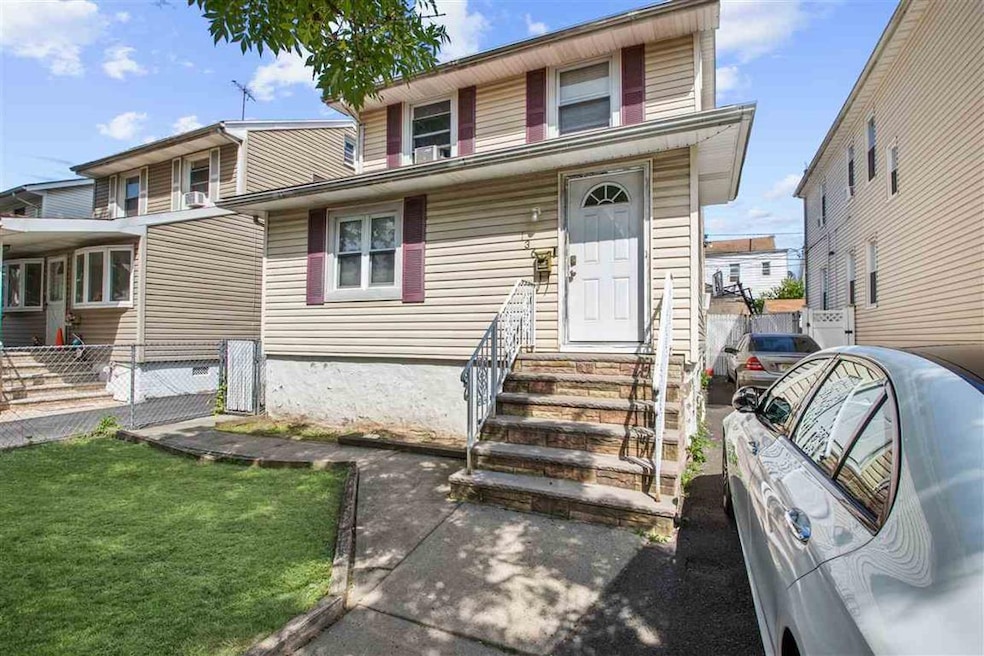 136 N 16th St, Bloomfield, NJ 07003 - photo 1