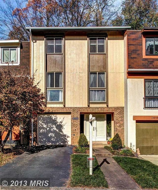 3009 Mission Square Dr, Fairfax, VA 22031 - photo 1