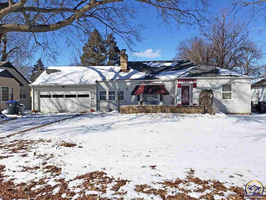 3604 SW Avalon Ln, Topeka, KS 66604 - photo 1