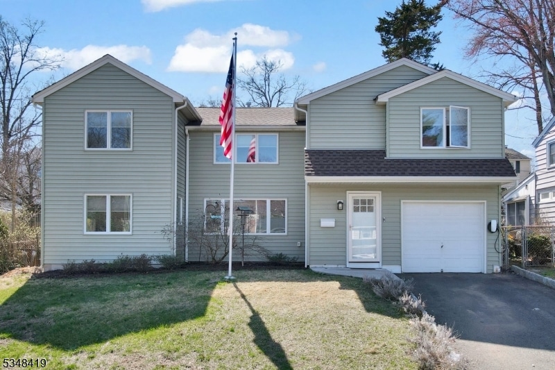 30 Campbell St, Waldwick, NJ 07463 - photo 1