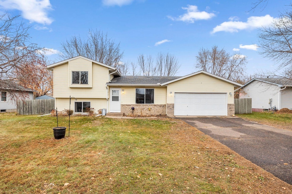 812 Cedar St SW, Isanti, MN 55040 - photo 1