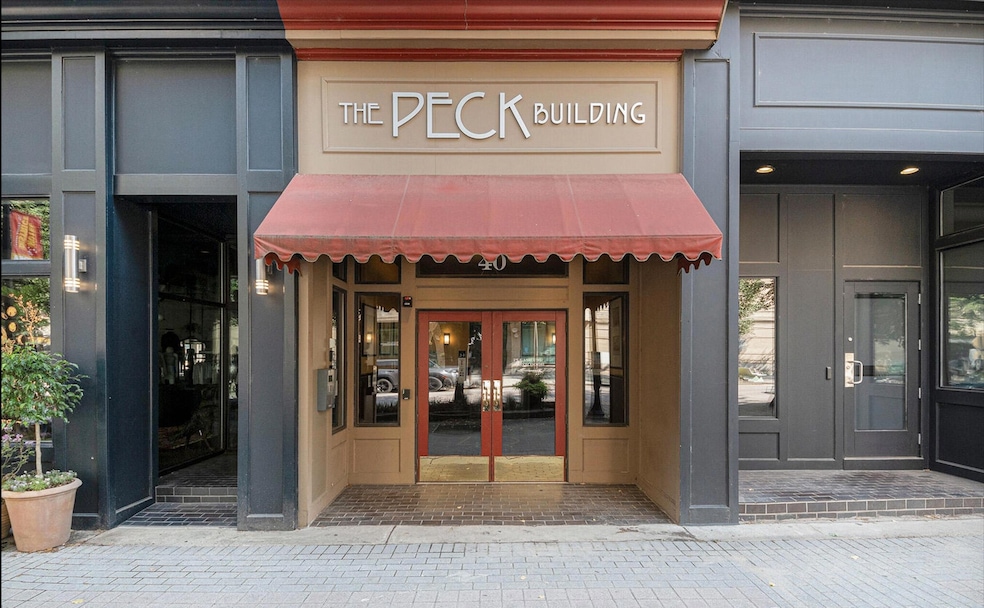 40 Monroe Center St NW unit 307, Grand Rapids, MI 49503 - photo 1