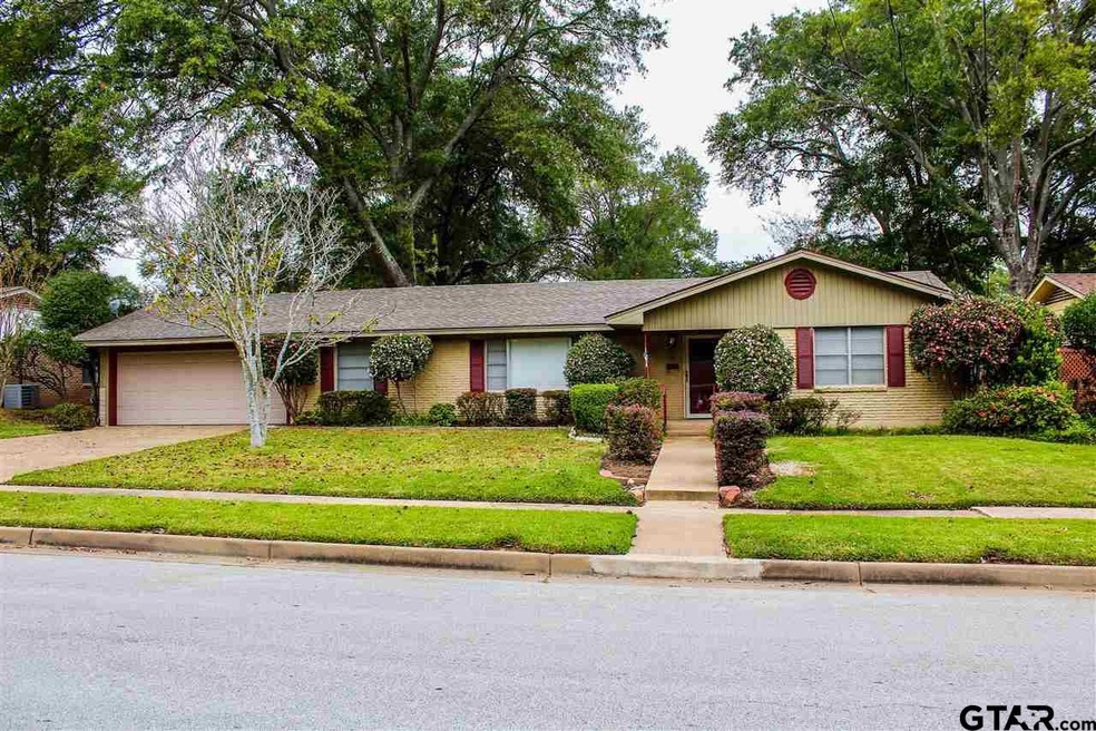 212 212 Stanford, Tyler, TX 75701 - photo 1