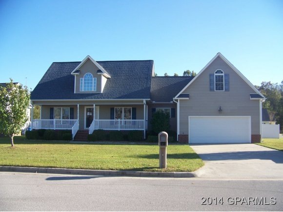 207 Magnolia Dr, Winterville, NC 28590 - photo 1